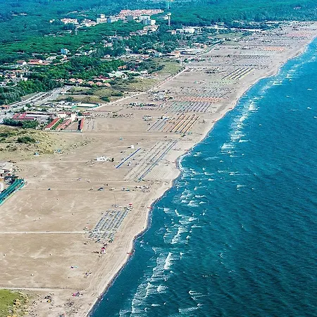 Villaggio Tirreno 02 Διαμέρισμα *