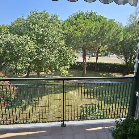 Apartament Villaggio Tirreno 02 *